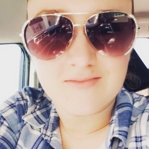 Meet your Posher, Shawna